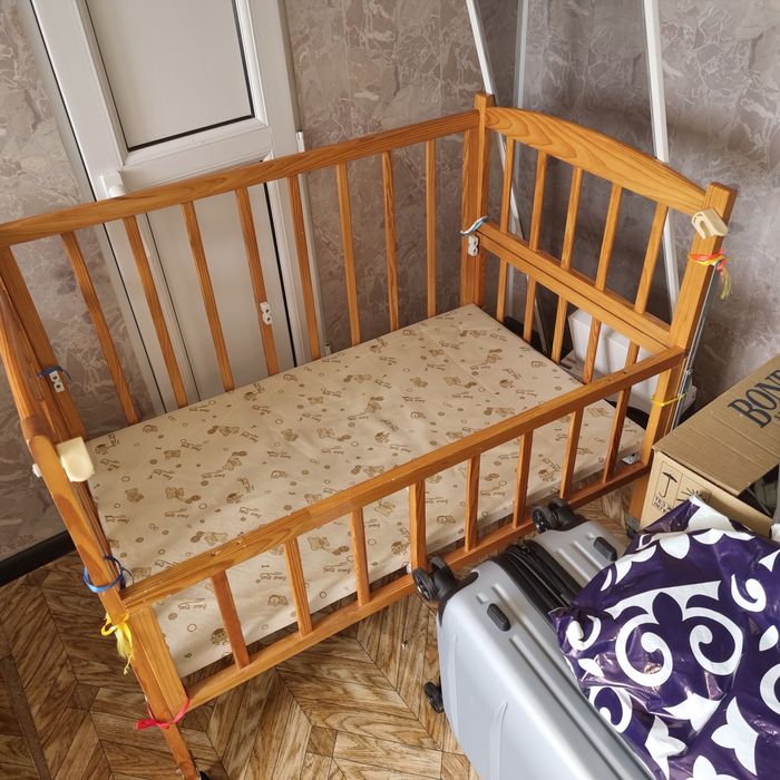 Срочно продам манеж