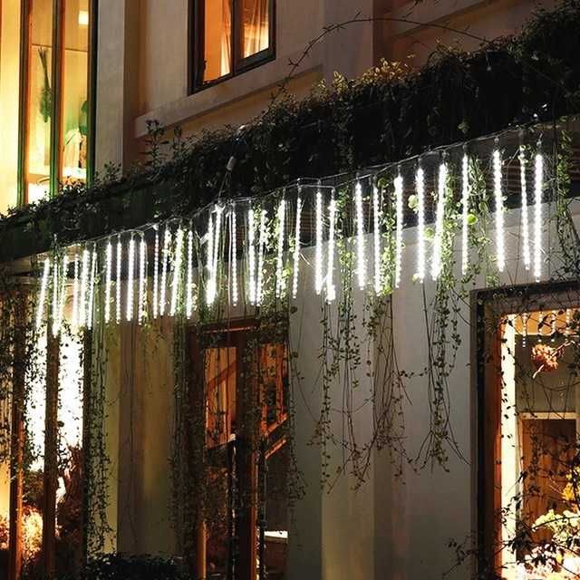 Падащ сняг коледни лампички 3м х 8бр външно осветление студено бял