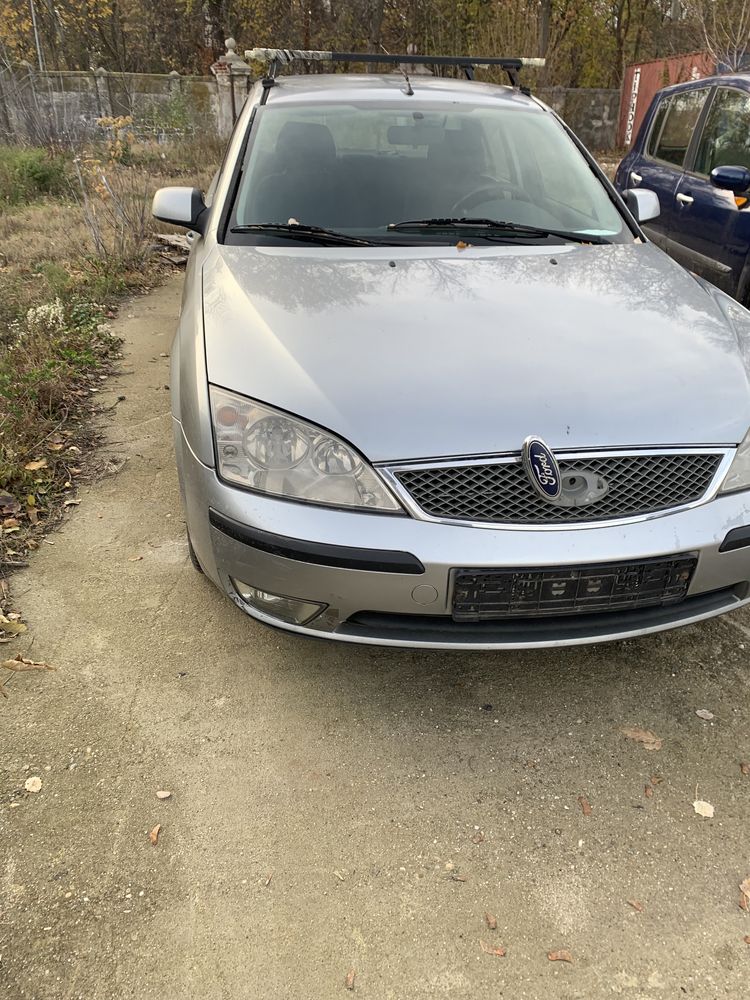 Far dreapta Ford Mondeo Mk3 2004