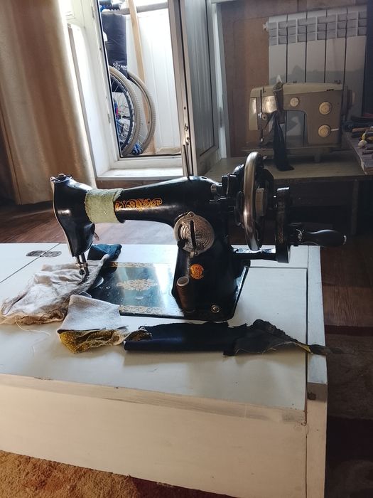 Продам ручные швейные машинки