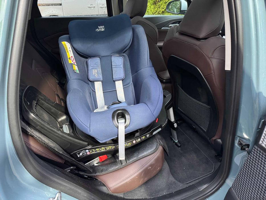 Scaun auto Britax-Romer Dualfix i-Size 360