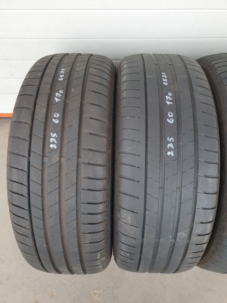 Летни гуми 4 броя BRIDGESTONE Turanza T005 225 60 R17 дот 0521