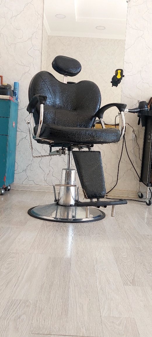 Barbershop kreslo