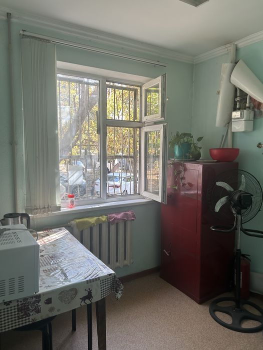 Сдается комната + места общего пользования(туалет,кухня,прихожая)