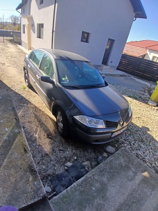 Vând Renault megan 2