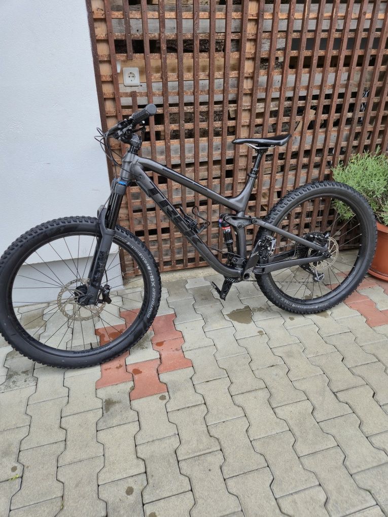 Vand bicicleta full suspension trek fuel ex 8 2020 (nu electrica,motoc