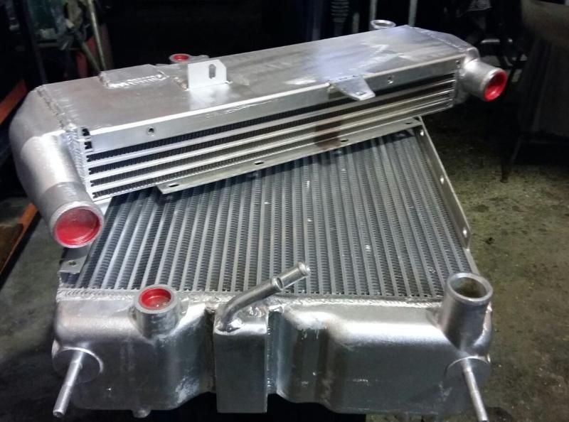 Reparatii radiatoare Buldoexcavator Caterpillar Komatsu JCB Case