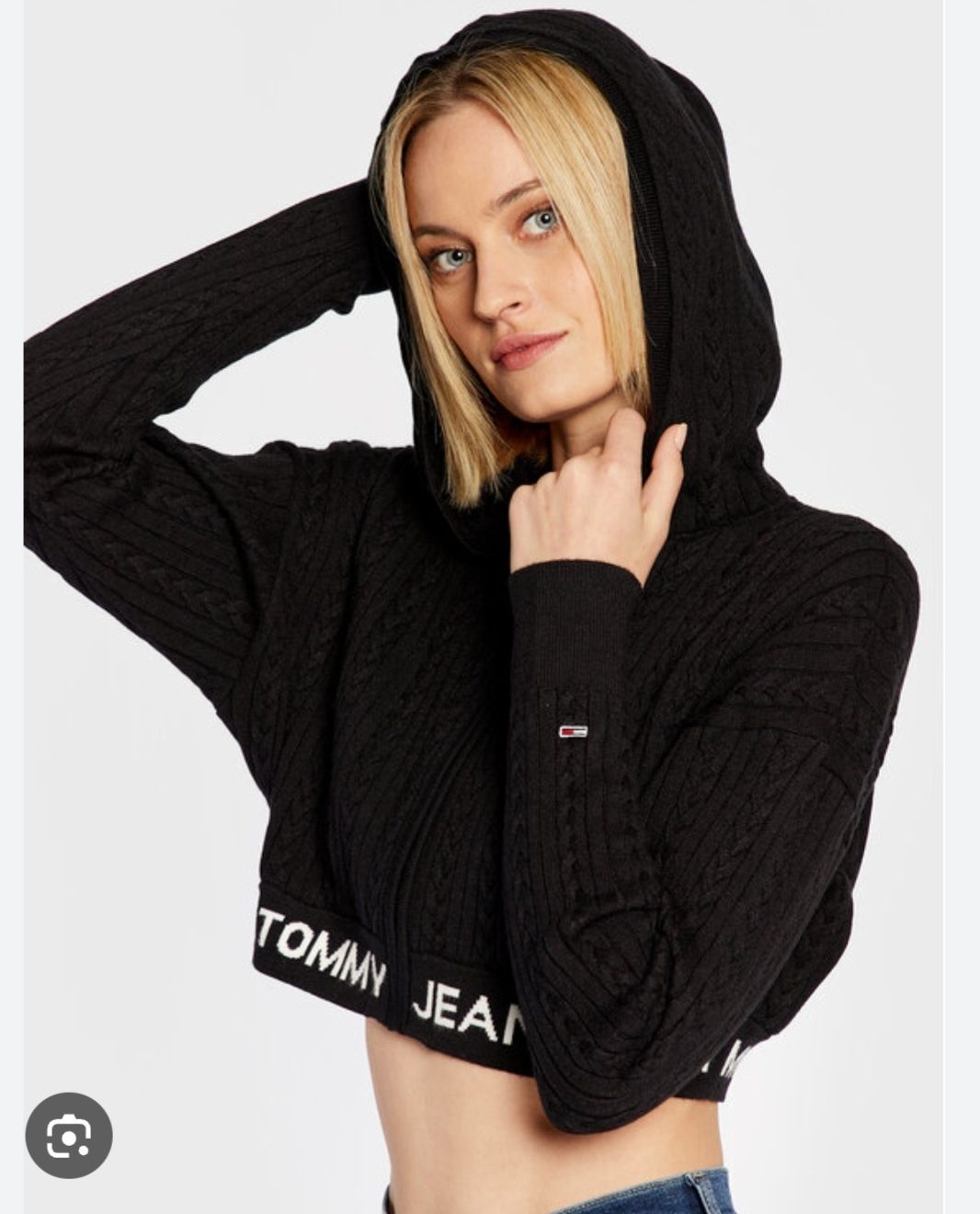 Къса жилетка Tommy Jeans