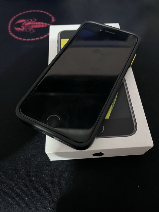 Iphone SE 2020/64gb памет