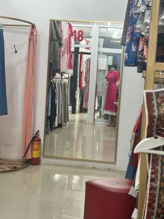 Зеркало новое для бутика