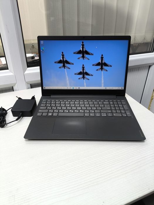 Lenovo IdeaPad Core i3-10th, 8 ГБ SSD 256gb быстрый