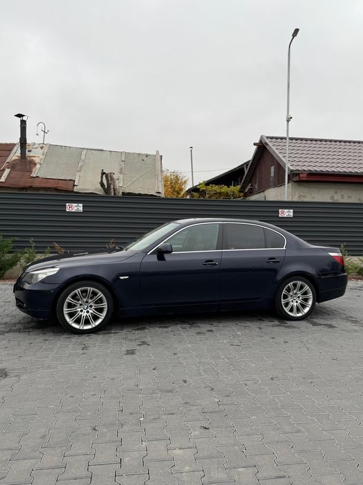 Vând BMW E60 2.5i