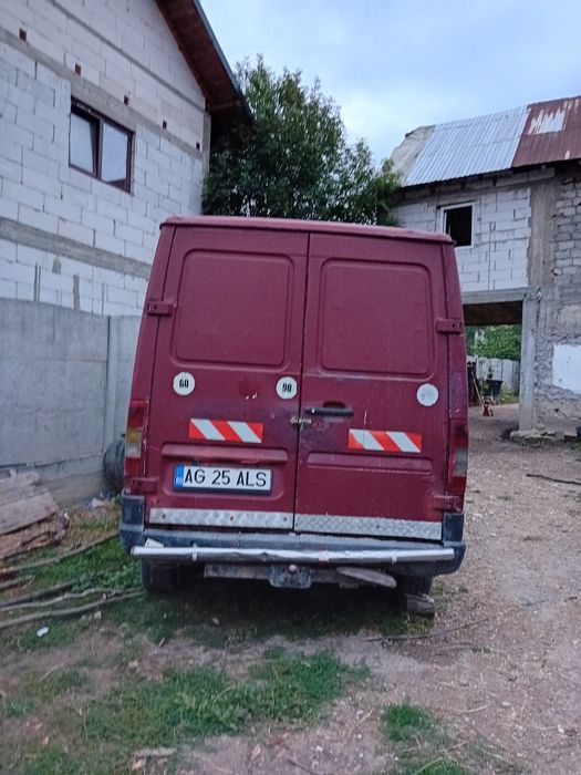 Duba sprinter sau schimb carosata