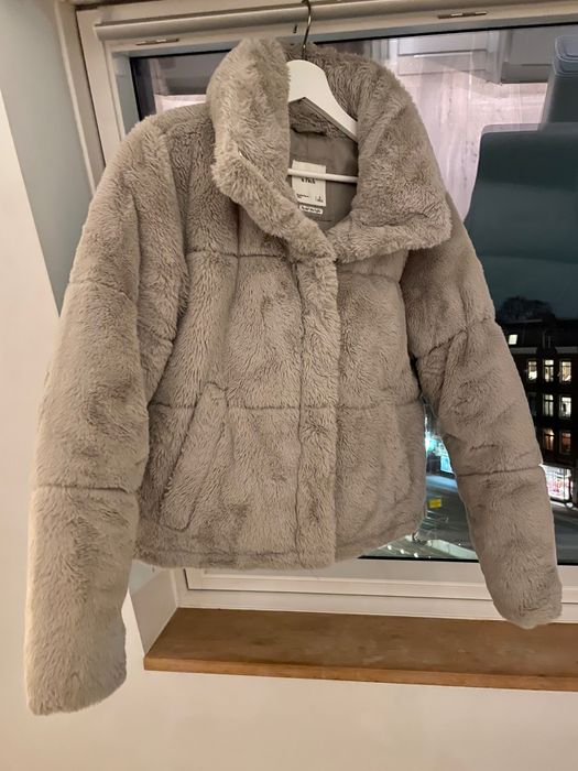Дамско палтенце Abercrombie and Fitch;
