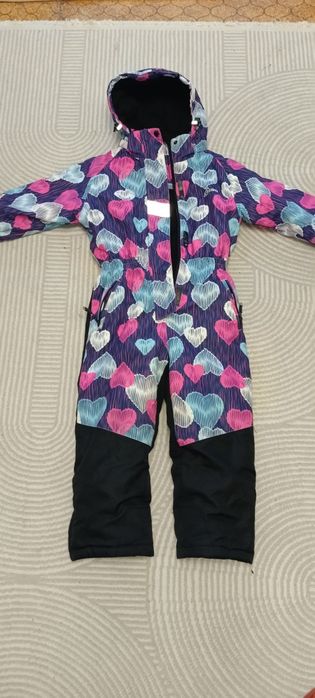 Зимняя куртка на девочку