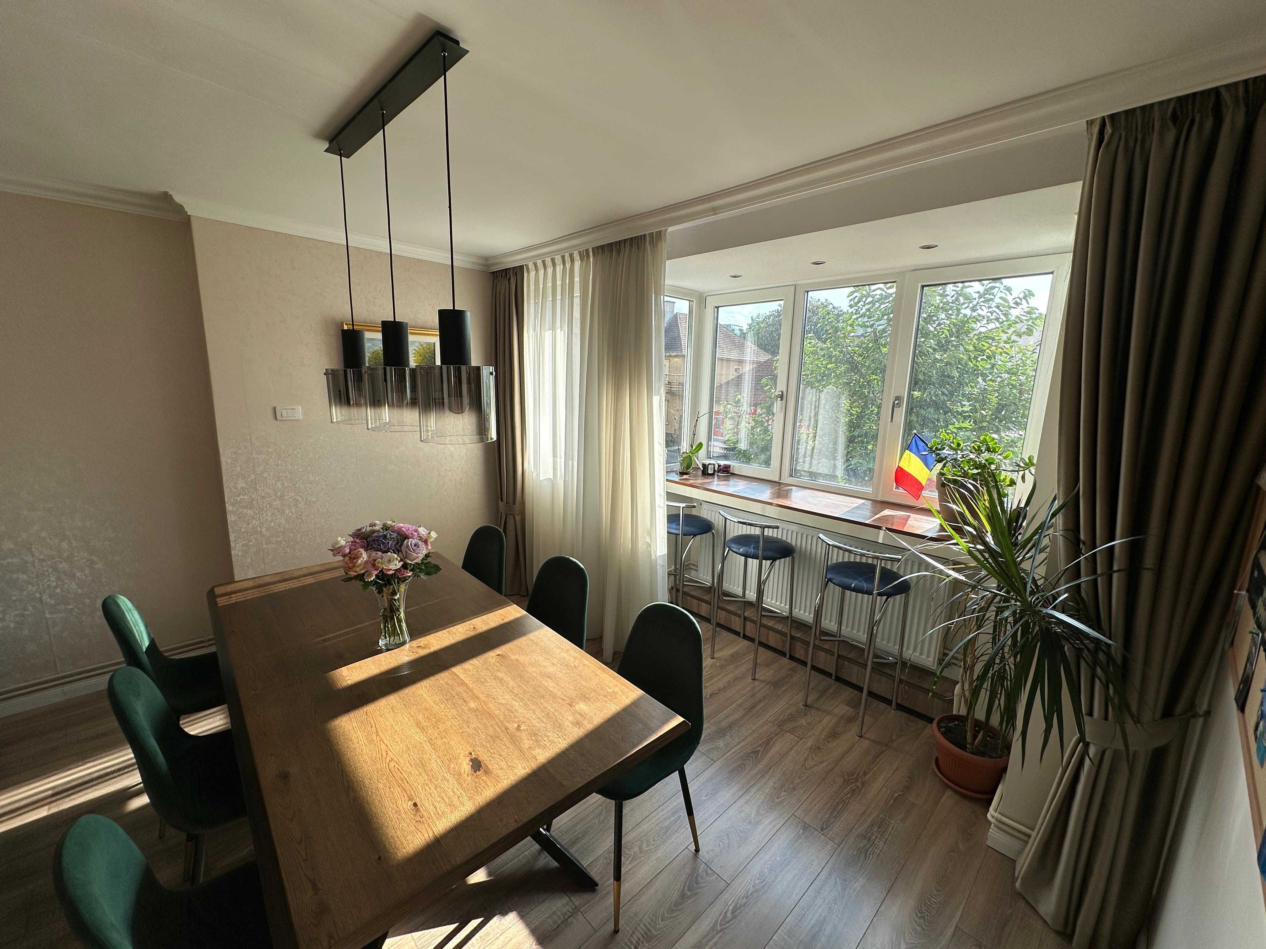 Apartament 3 camere Centru Civic zona Onix
