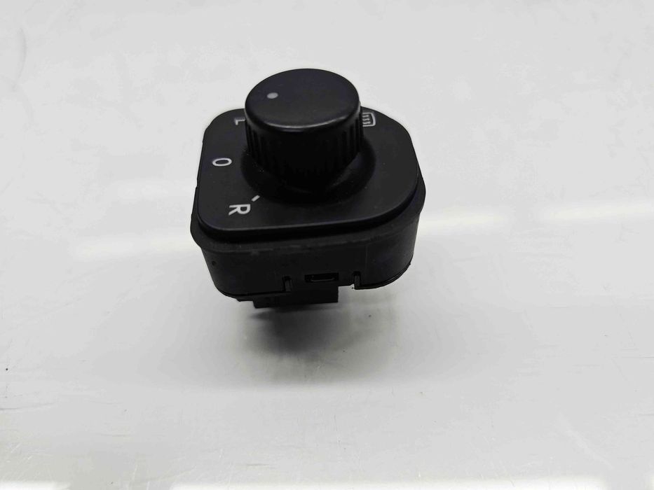 Buton reglaj oglinzi Volkswagen Passat B7 (362) [Fabr 2010-2014] 1K09