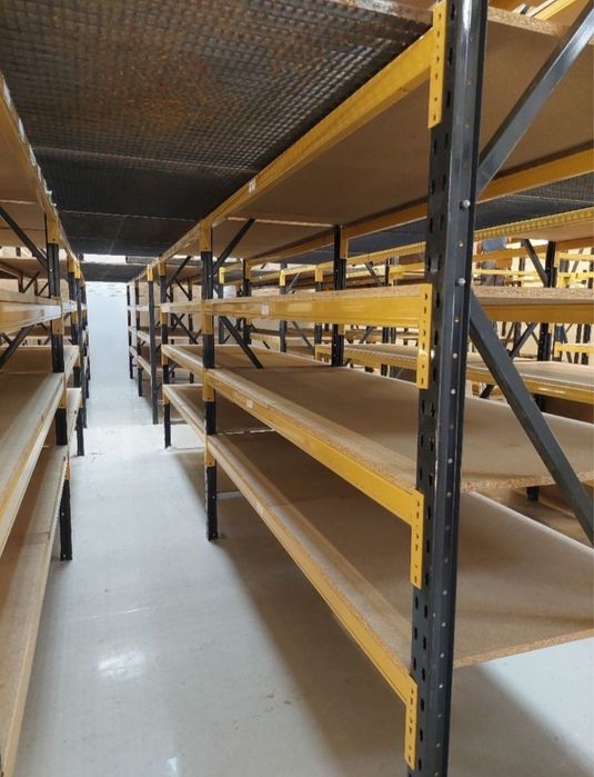 Rafturi metalice profesionale