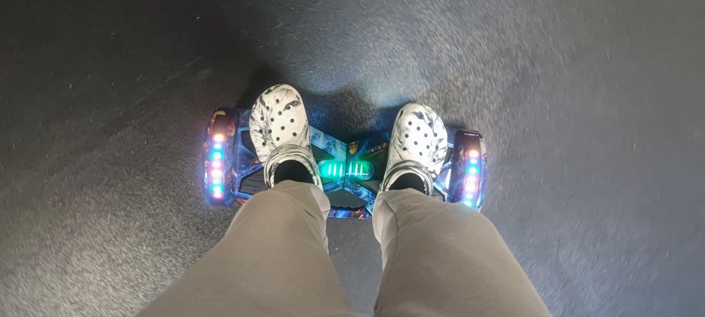 Продавам Ховърборд 8 инча Космос Син