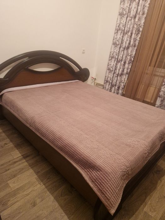 Продается спальный гарнитур, срочно. Цена 90000