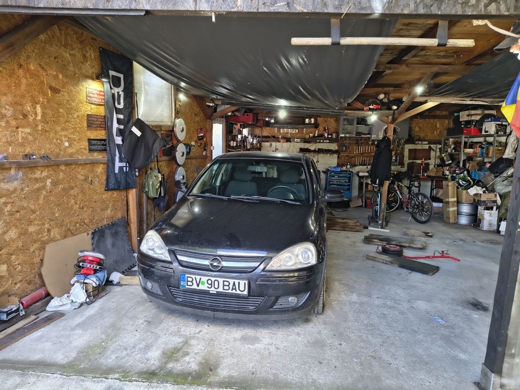 Vând Opel CORSA 1.8 16v