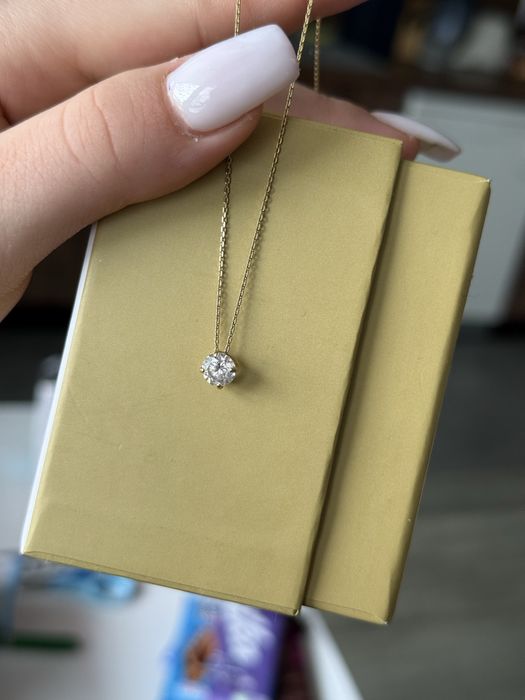 L’instant d’or колие