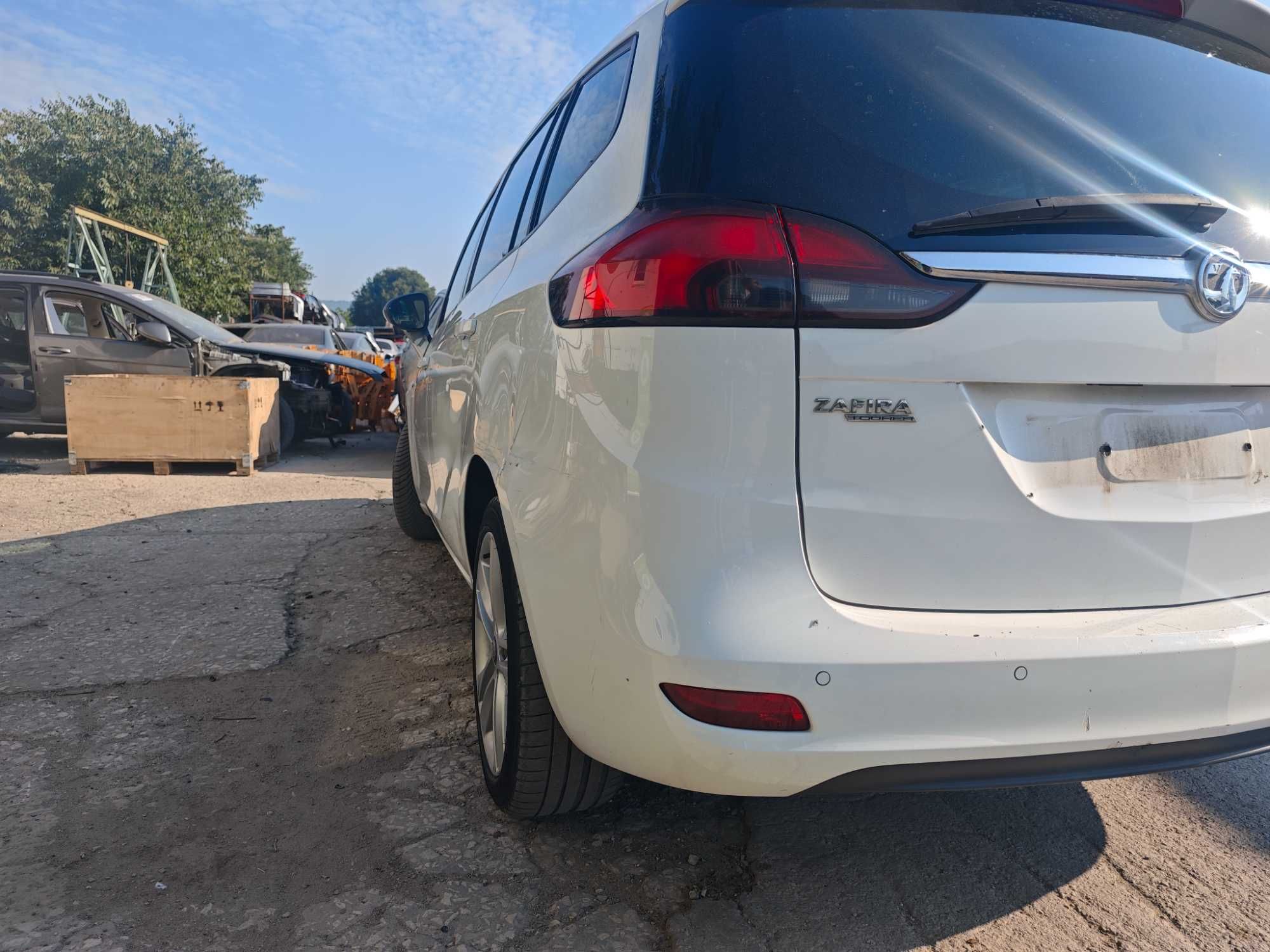На части Opel Zafira 2014 2.0cd 7 места Опел Зафира ръчка
