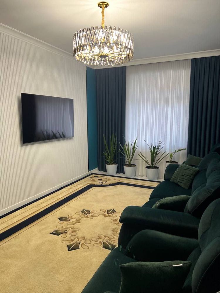 Яккасарой 3/8/9 Dream Haus  100м2 с мебелом техника все разделный