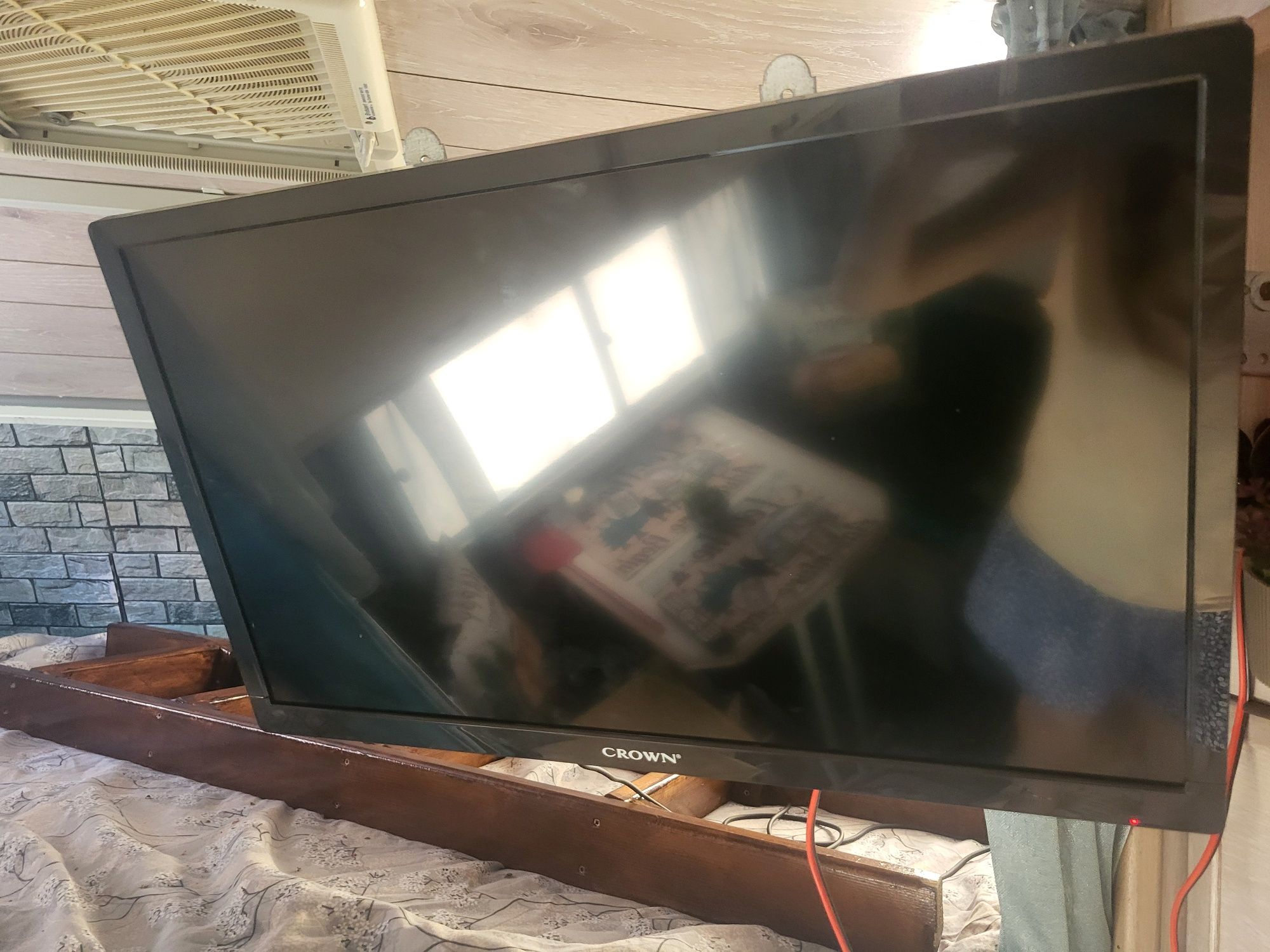 Телевизор 12v/220v