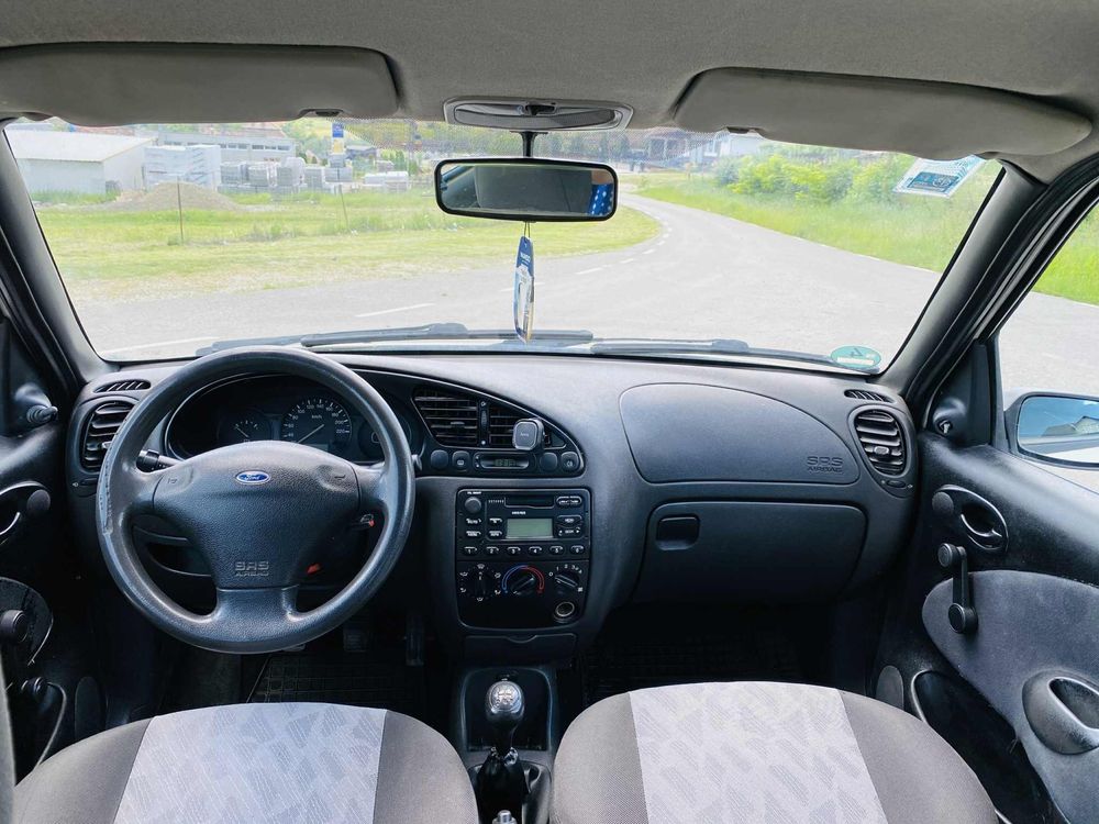 Vand Ford Fiesta