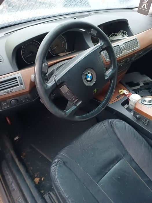 BMW.   e65  740i
