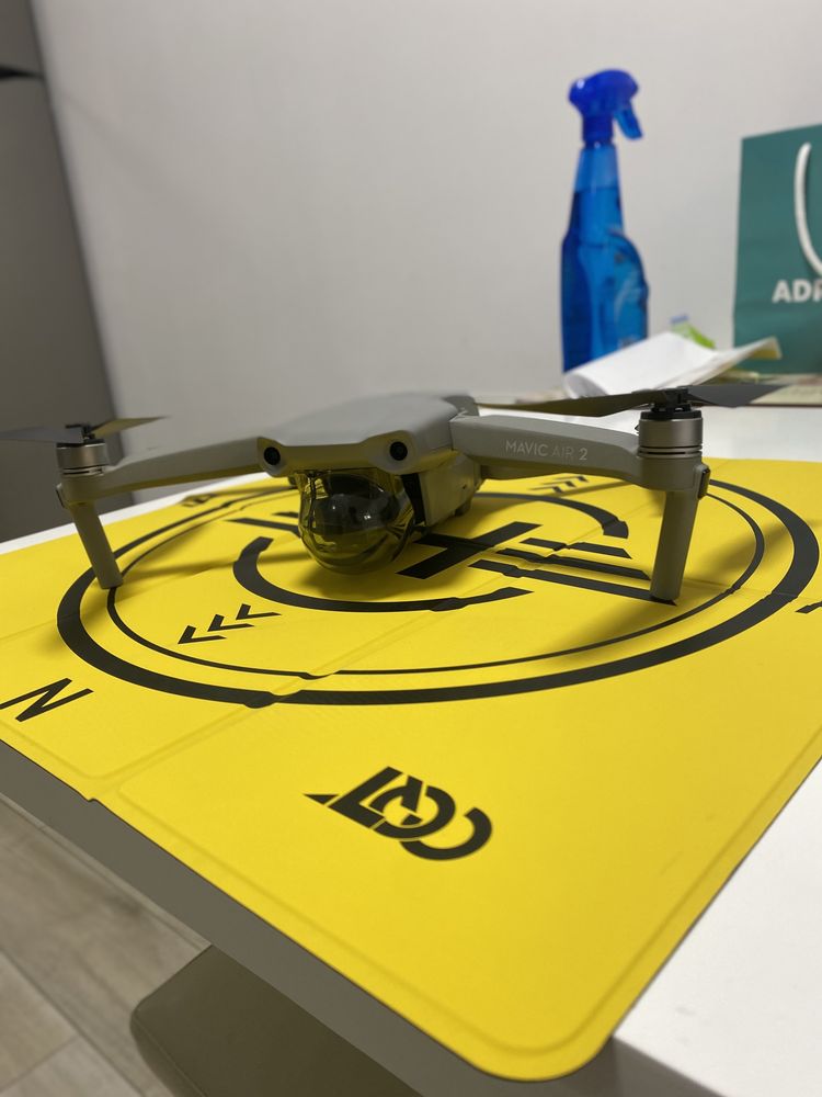 Vand Dji Mavic 2 foarte rar folosit in vacante