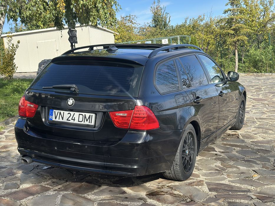 BMW 320D E91 LCI • Navi Mare• Automată • panoramic • stare foarte Bună