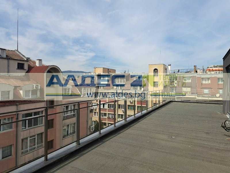 Луксозен, панорамен четиристаен ап. в Манастирски Ливади Запад