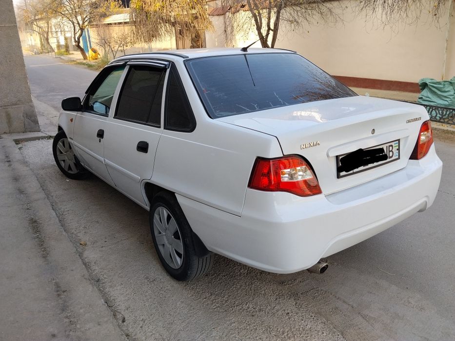 2010 сонс нексия сотилади