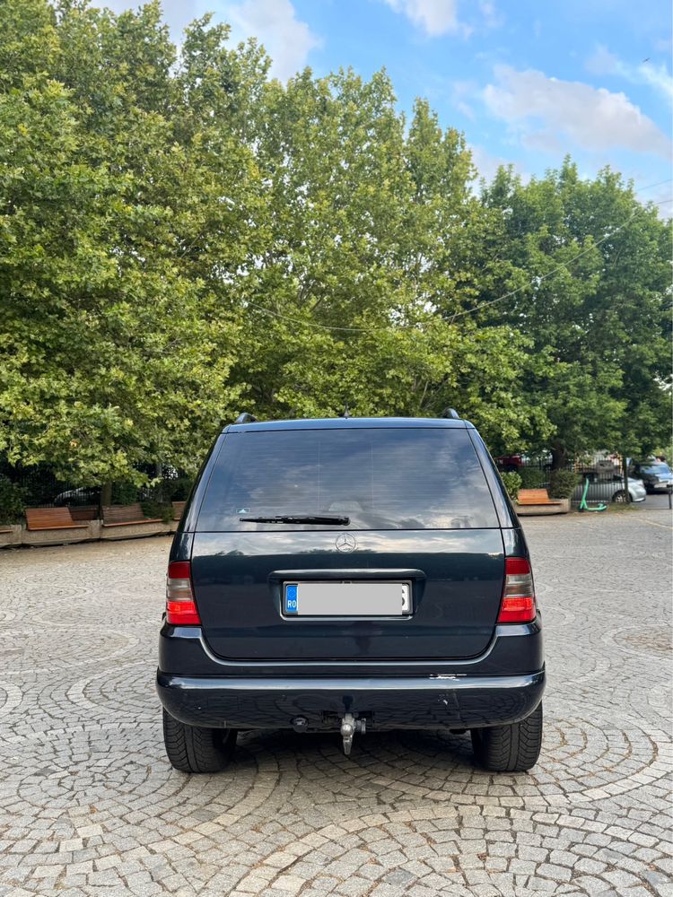 Mercedes-Benz ML 270 CDI – 2001 – AUTOMAT