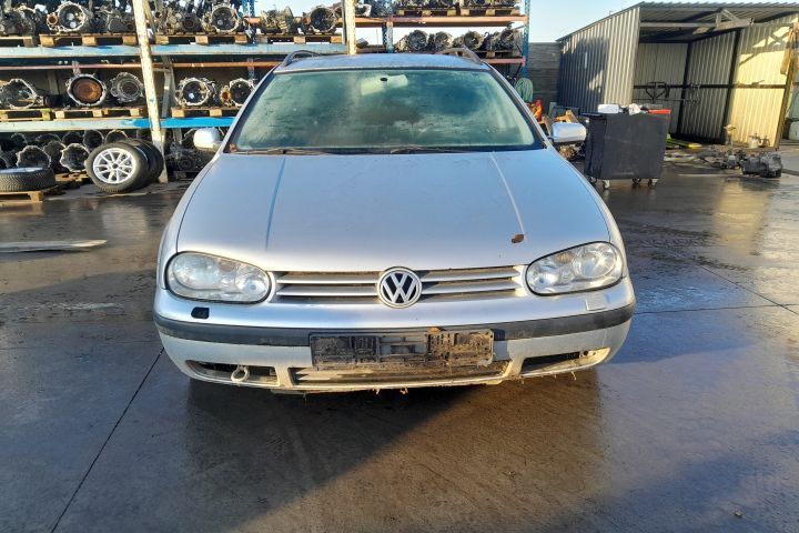 Dezmembrez Volkswagen VW Golf 4 [1997 - 2006] wagon 1.6 MT (105 hp) A