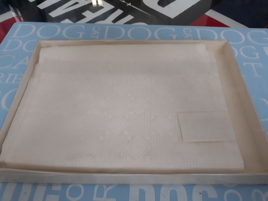 Esarfa de matase,romaneasca,noua.