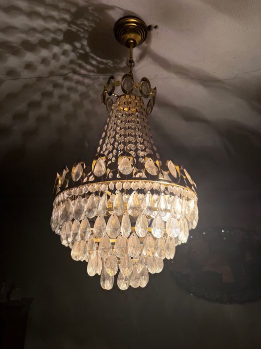 Mobilă veche ,canapea și fotolii baroc ,dormitor ,masă scaune !