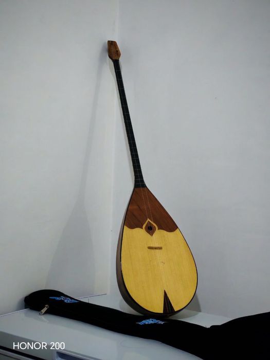 Отдам бесплатно домбыру надо струн настроить