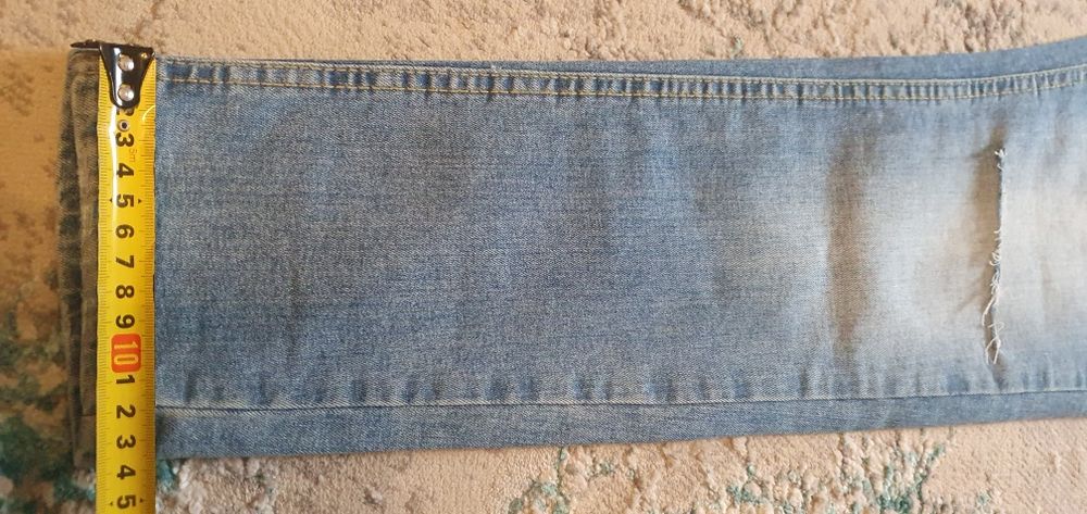 Blugi RESERVED - skinny - mărime 31 (produs NOU, fără etichetă)