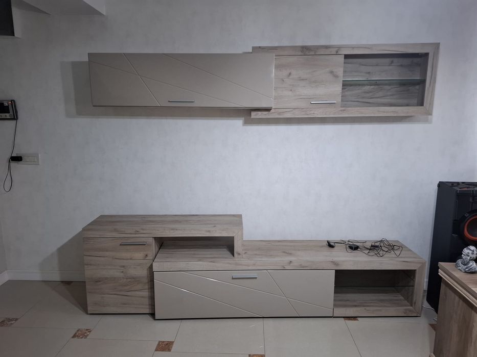 Biblioteca mobila living