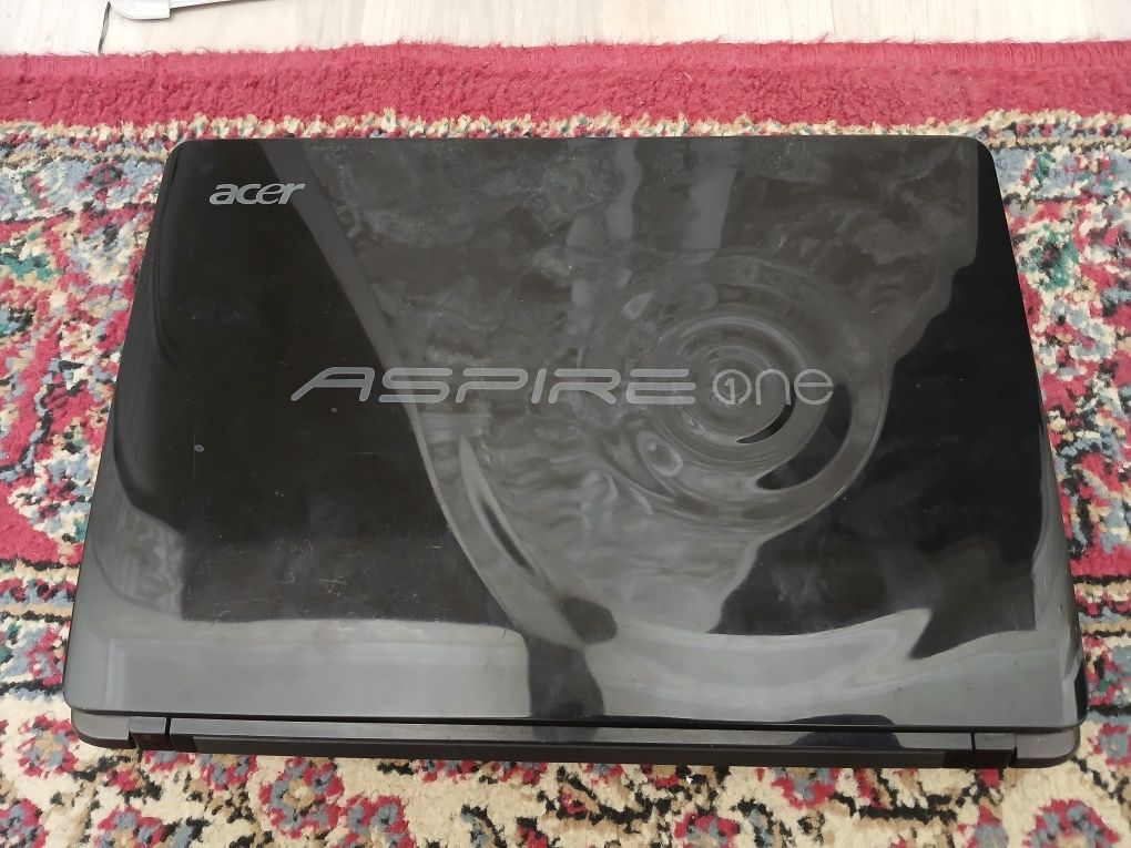 Netbuk acer aspire one