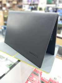 Notebook Lenovo core i3 8130U