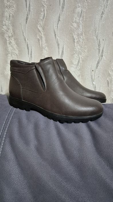 Ботинки мужские новые