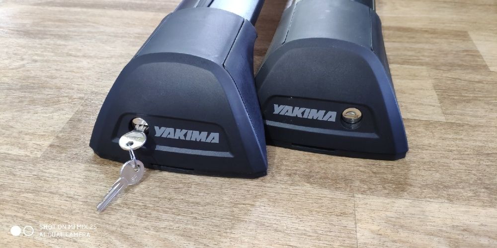 Поперечины (багажник) YAKIMA на AUDI A8 (пр-во Япония)