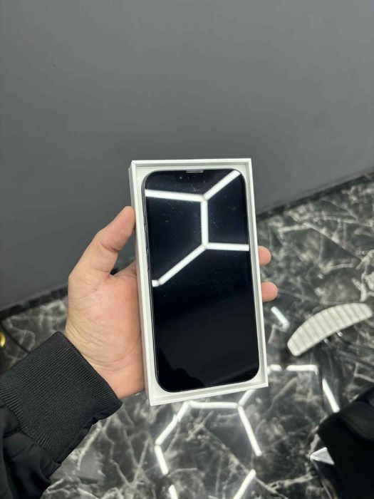 Iphone 13 128gb baterie 100%