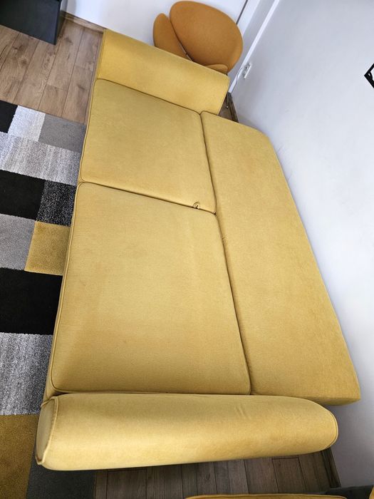 Canapea extensibila cu lada depozitare