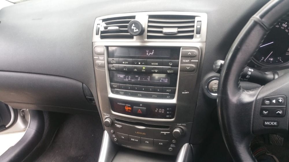 Dezmembrari  Lexus IS 2 (GSE2, ALE2, USE2)  2005  > 2015 220d (ALE20)