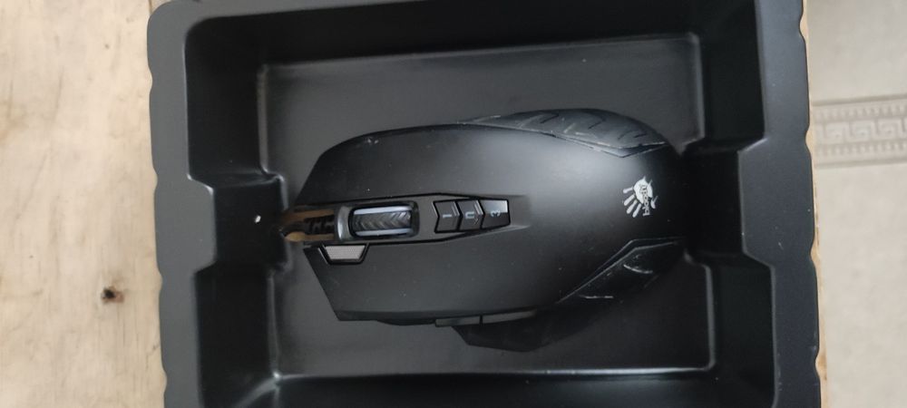 Hyperx Alloy Core RGB, Logitech G102, Blody J95